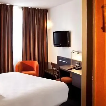 Escale Oceania Nantes Aéroport Hotel Bouguenais