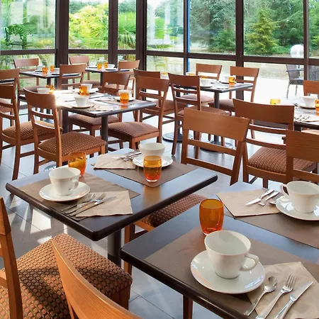 Hotel Escale Oceania Nantes Aéroport Bouguenais