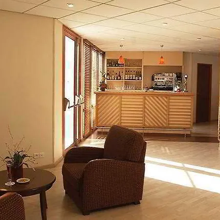 Otel Escale Oceania Nantes Aeroport Bouguenais