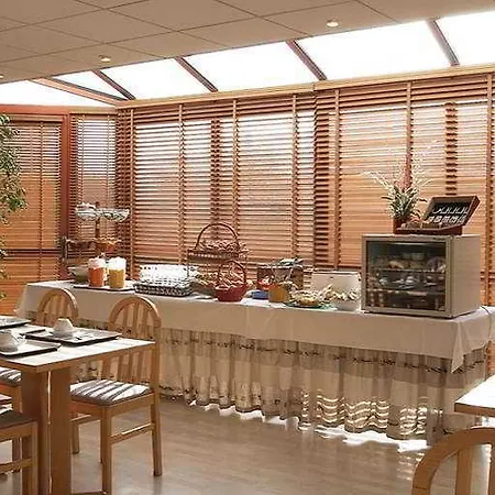 Escale Oceania Nantes Aéroport Hotel