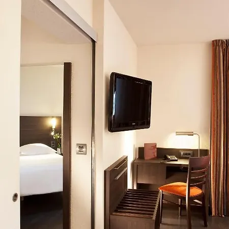 Hotel Escale Oceania Nantes Aéroport 3*