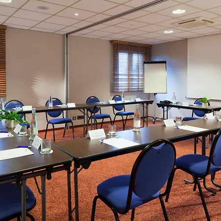 Hotel Escale Oceania Nantes Aéroport 3*