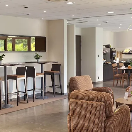 Escale Oceania Nantes Aéroport 3* Bouguenais