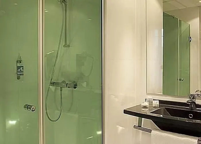 Escale Oceania Nantes Aeroport Hotel Bouguenais