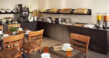 Escale Oceania Nantes Aeroport Hotel