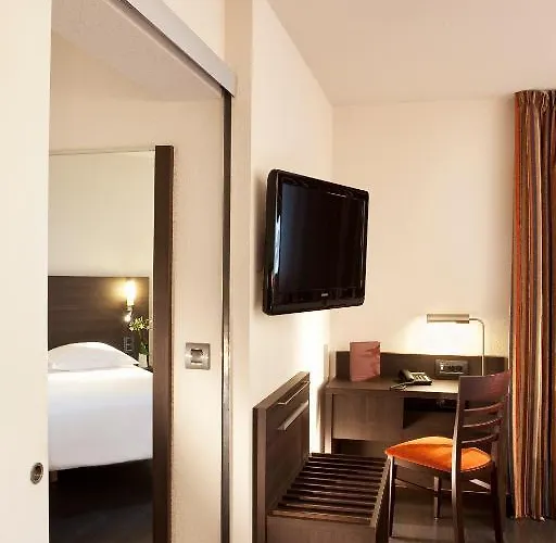 Hotel Escale Oceania Nantes Aeroport 3*